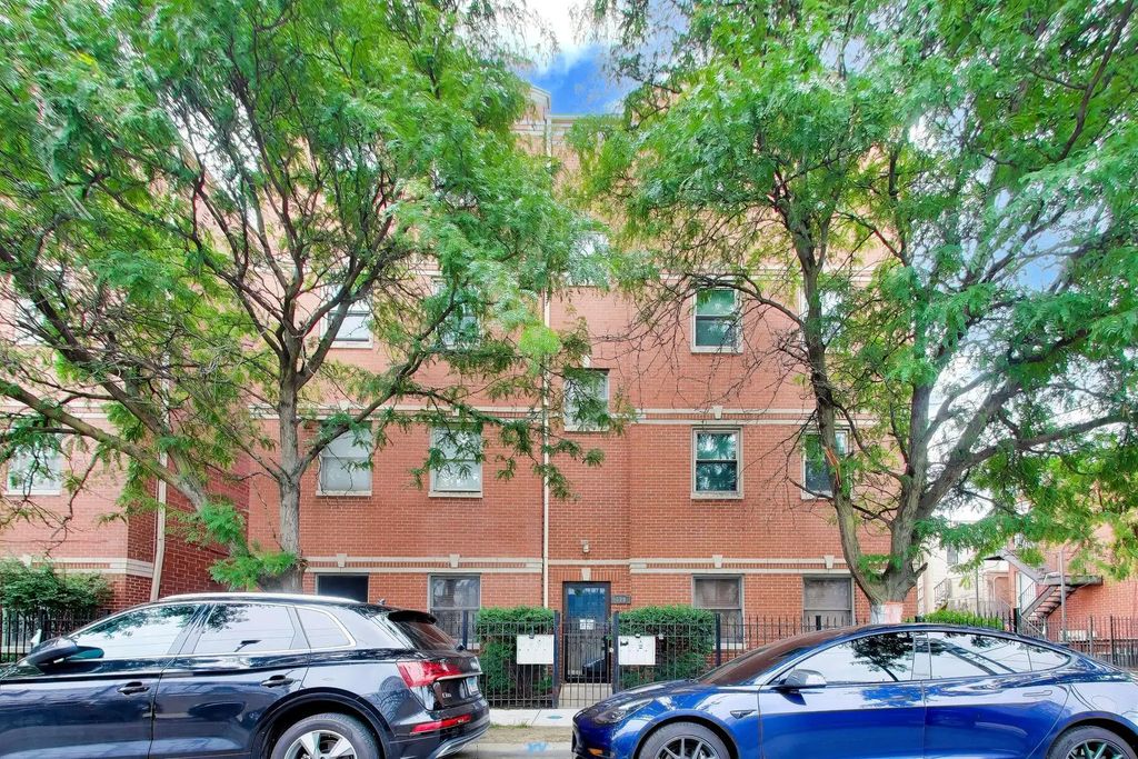519 S Maplewood Avenue 4n, Chicago