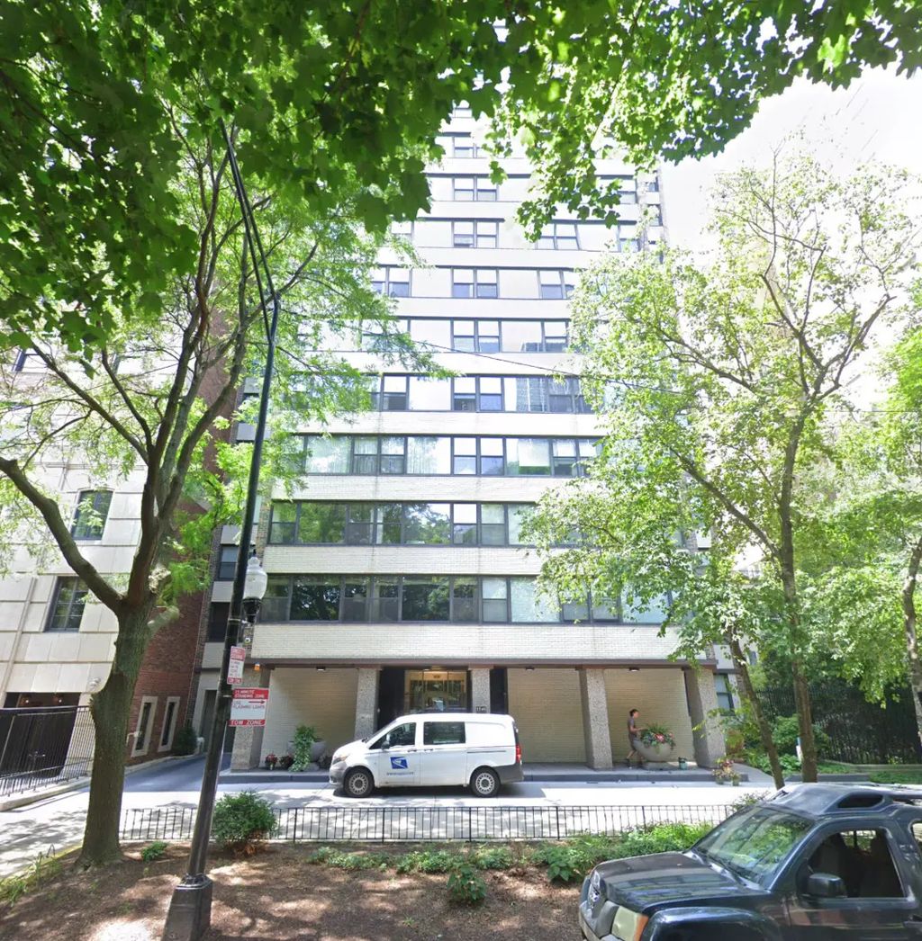 1540 N State Parkway 15a, Chicago