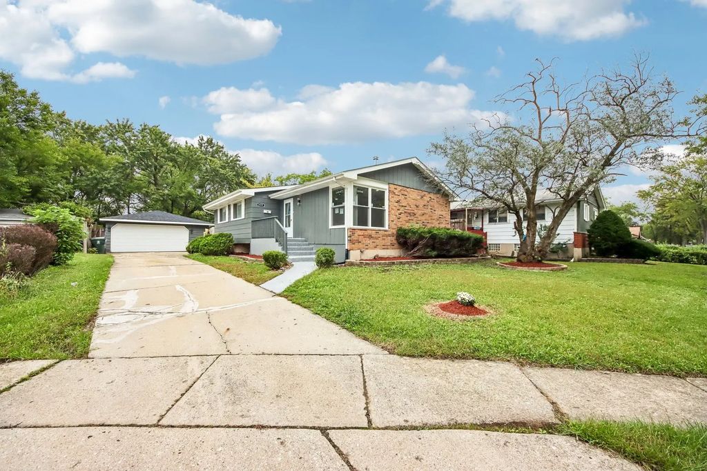 3424 Hickory Lane, Hazel Crest