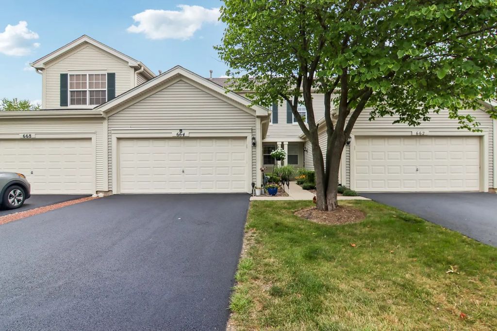 664 W Kristina Lane, Round Lake