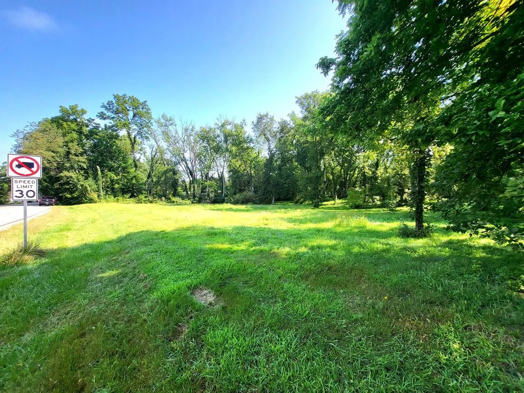 10313 Ventura Boulevard, Machesney Park