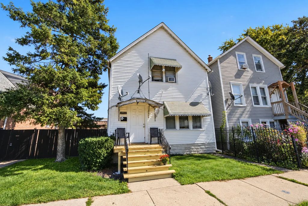 4953 S Artesian Avenue, Chicago