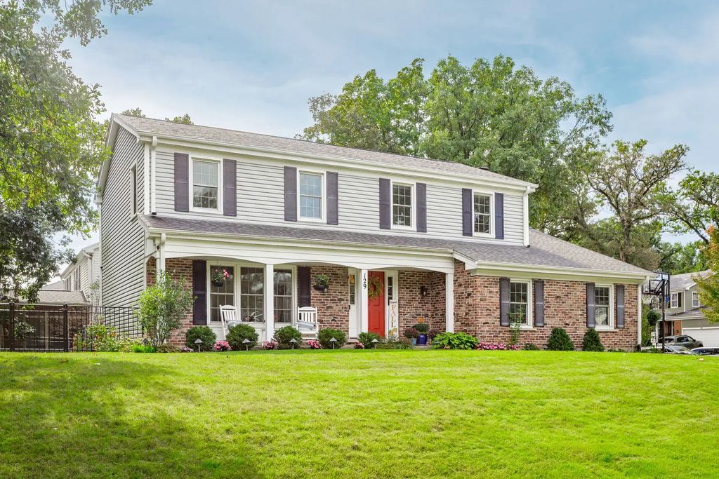 129 Branchwood Drive, Schaumburg