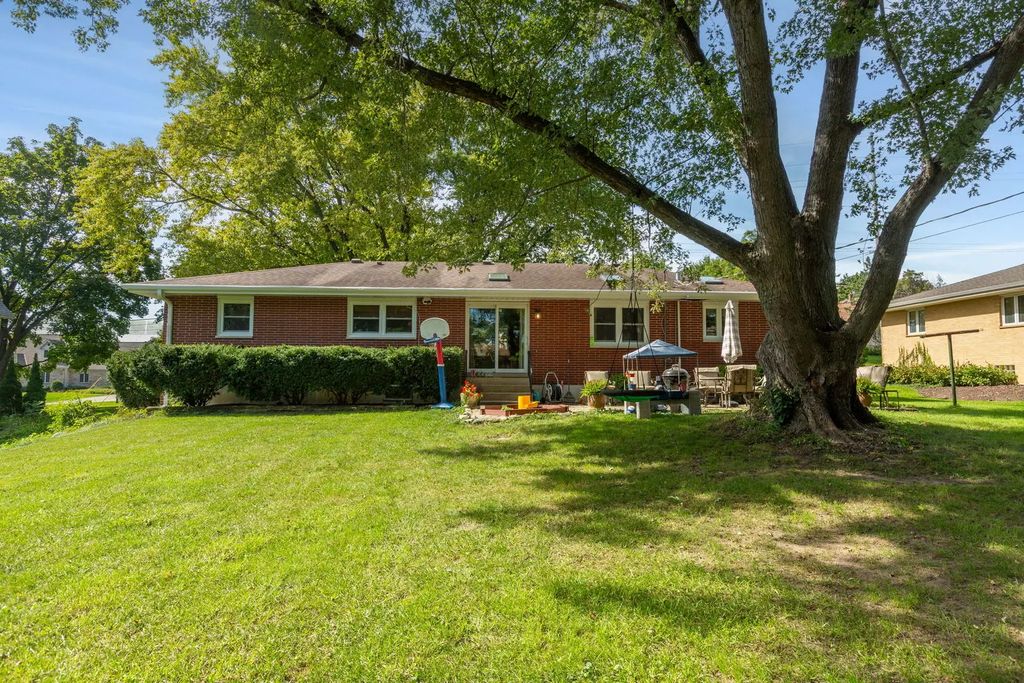 3720 Spring Grove Road, Johnsburg