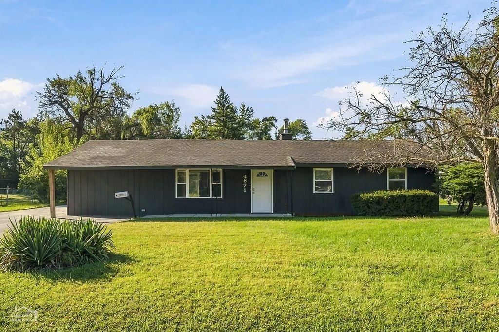 4671 185th Place, Country Club Hills