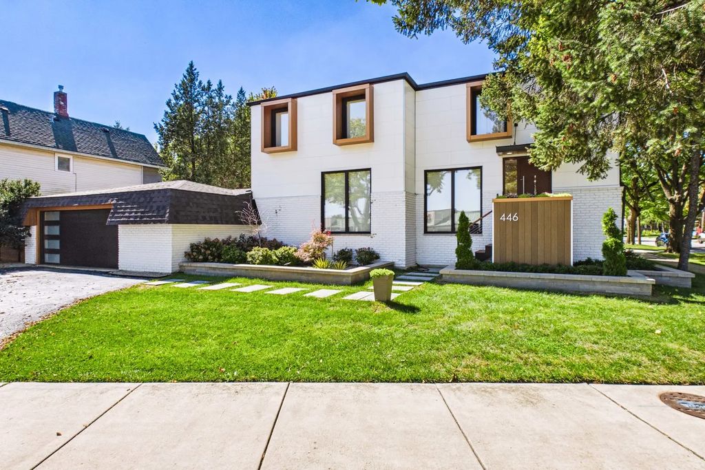 446 N La Grange Road, La Grange Park