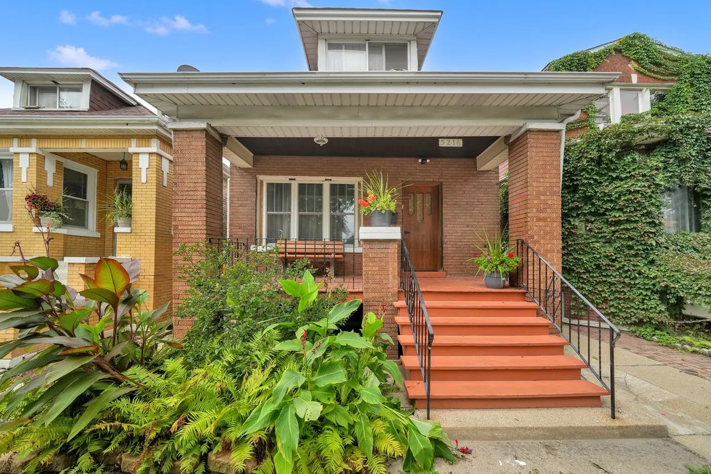 5216 S Artesian Avenue, Chicago