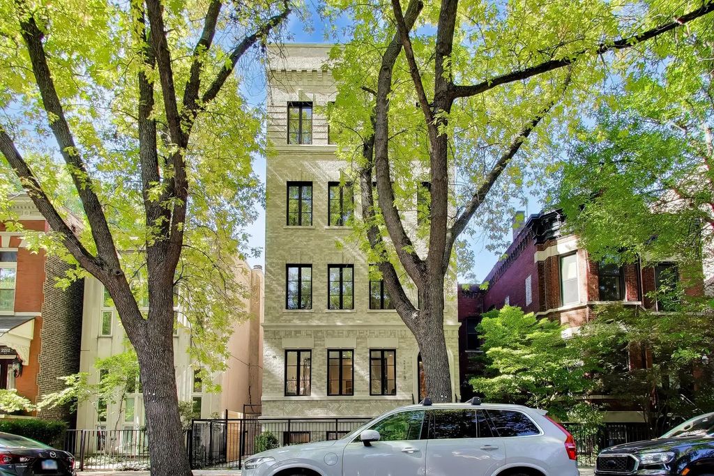 2218 N Burling Street 1, Chicago