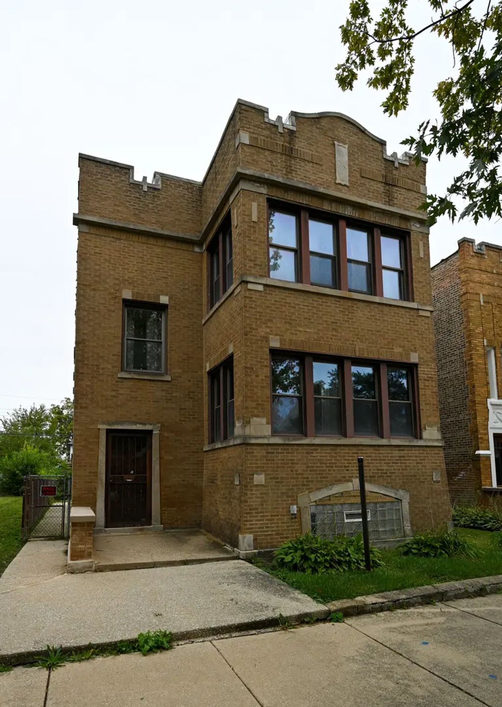 8507 S May Street, Chicago