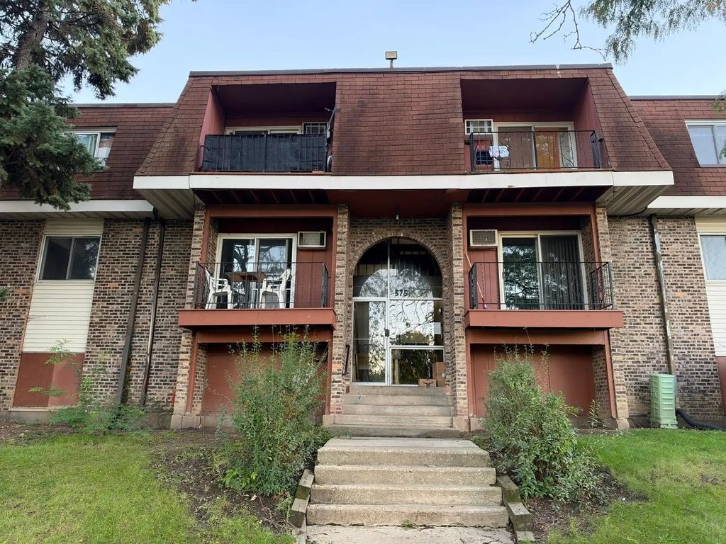 575 Heritage Drive 208, Hoffman Estates