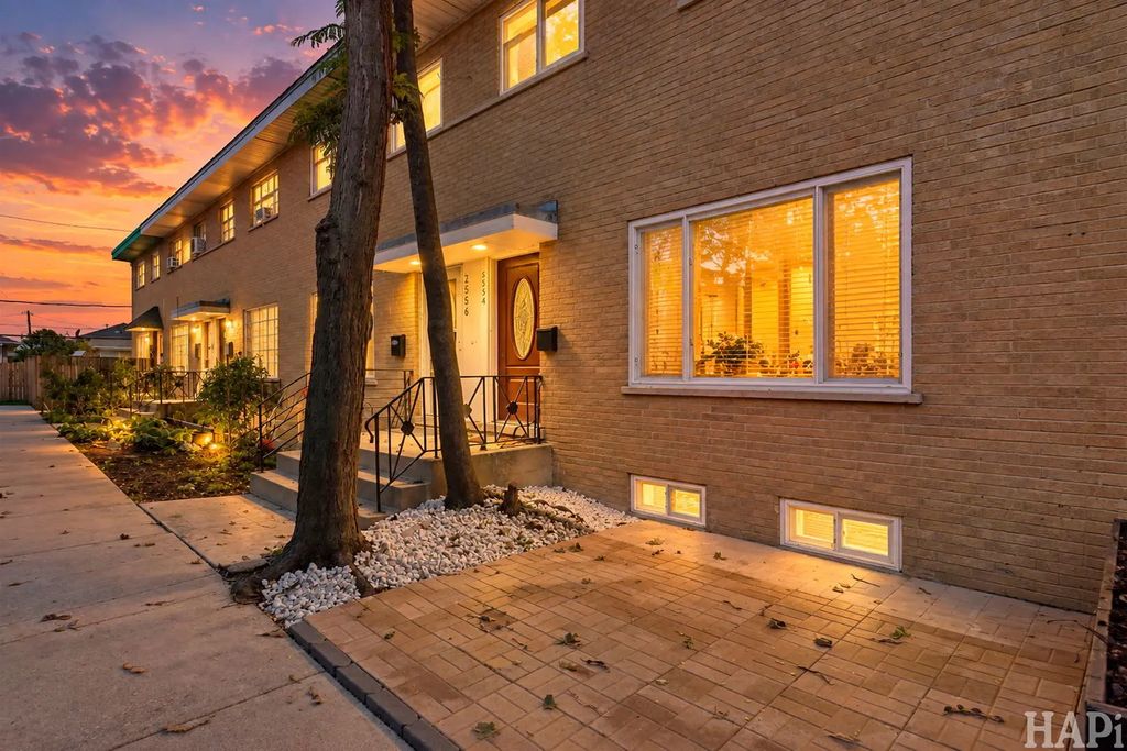 2554 Rose Street, Franklin Park