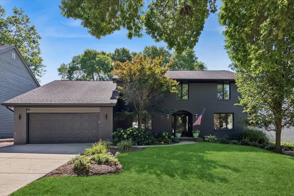 1112 Colgate Court, Naperville