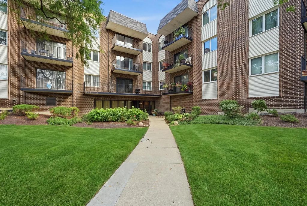 1200 W Northwest Highway 307, Mount Prospect