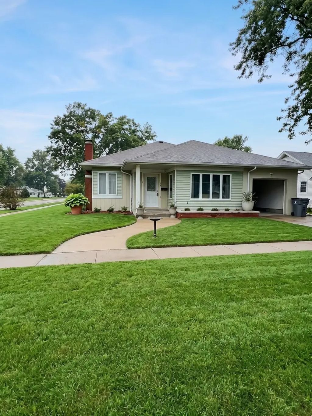 501 9th Avenue, De Witt