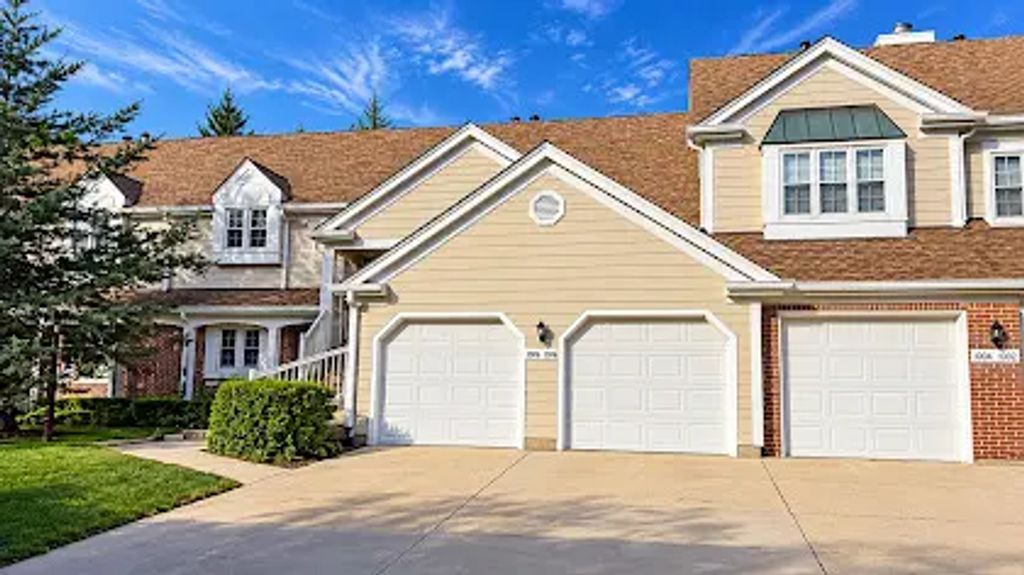 1006 Brentwood Circle, Buffalo Grove