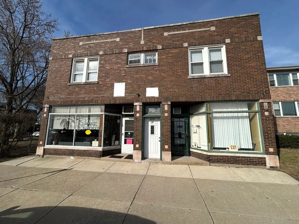 4238 Joliet Avenue, Lyons