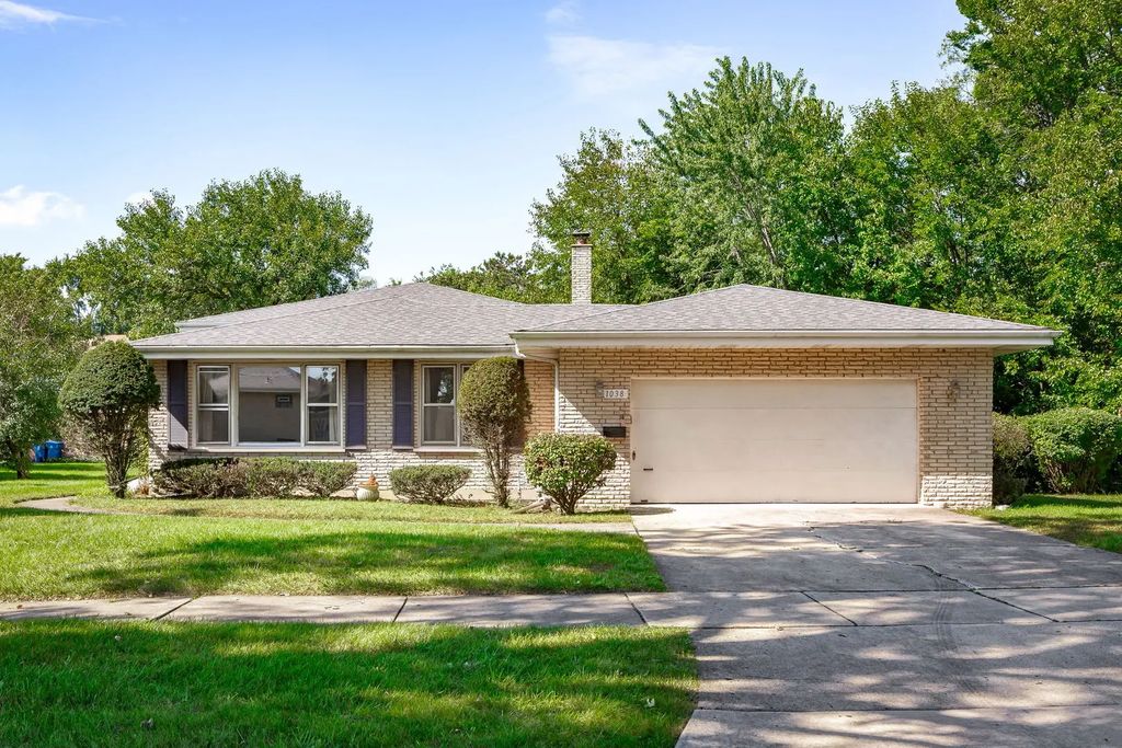 1038 S Sunset Avenue, Elmhurst