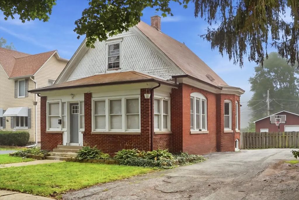 2915 Enoch Avenue, Zion