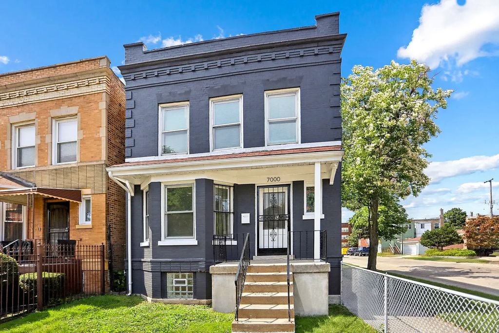 7000 S Eberhart Avenue, Chicago