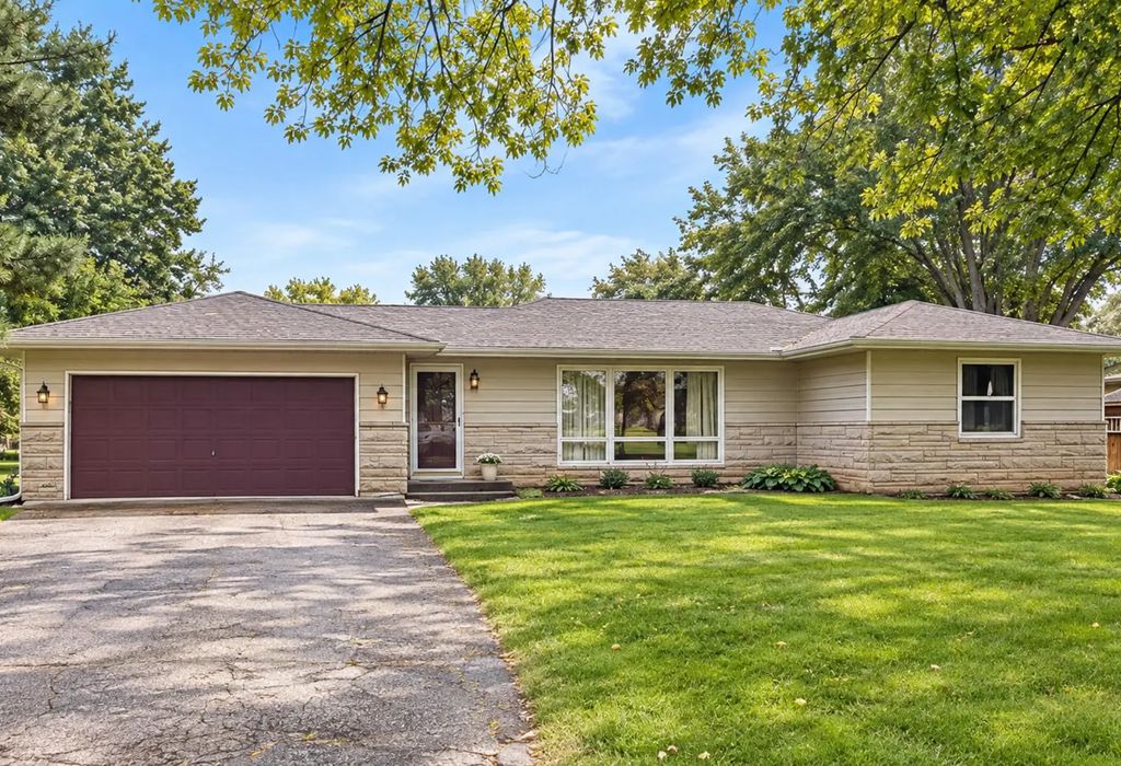 3304 Saddle Drive, Joliet