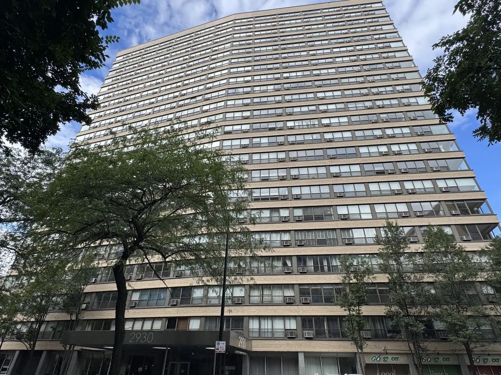 2930 N Sheridan Road 2201, Chicago