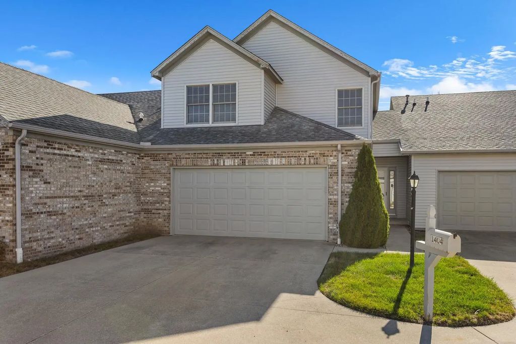 1404 Quail Run Drive, Savoy