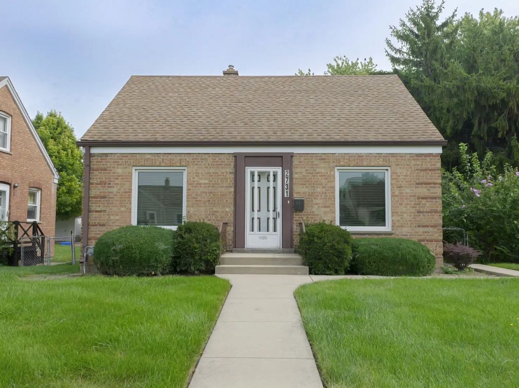 2731 Elder Lane, Franklin Park