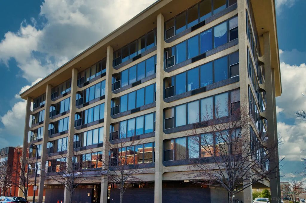 345 E Eastgate Place 604, Chicago