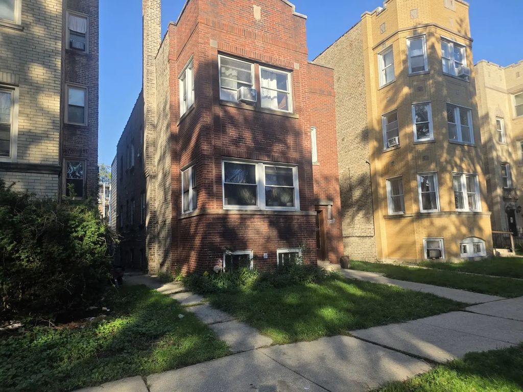 6220 N Talman Avenue, Chicago