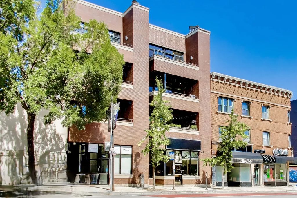 2306 W Chicago Avenue 4, Chicago