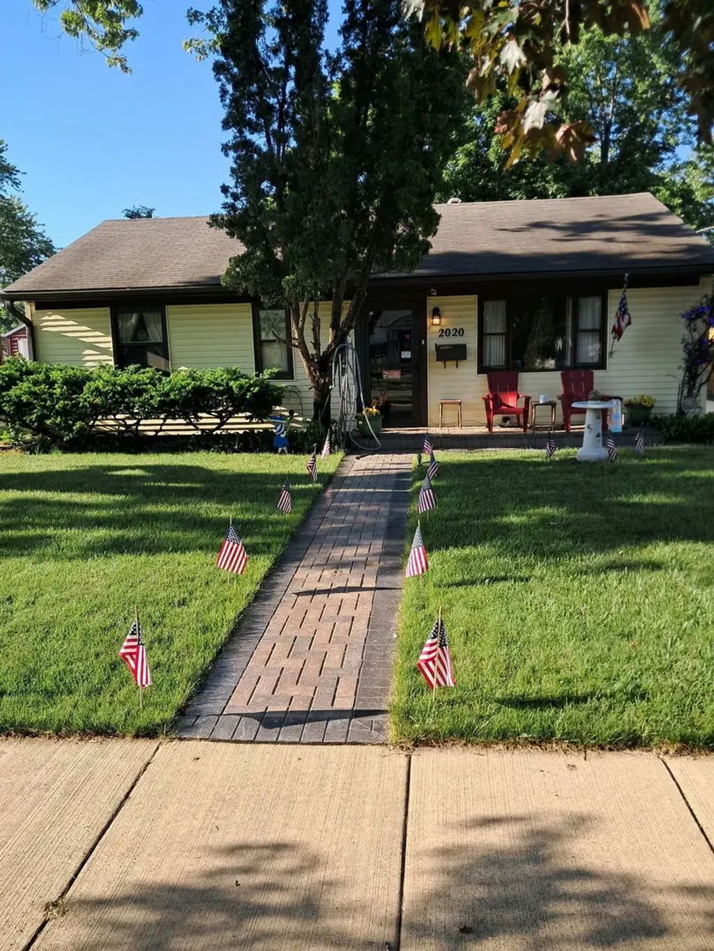 2020 Sauber Avenue, Rockford