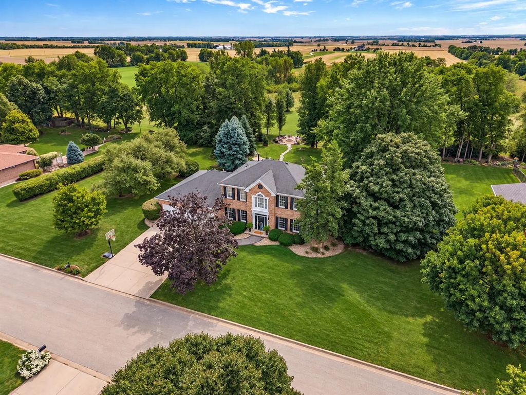 13635 Lucca Forest Drive, Bloomington