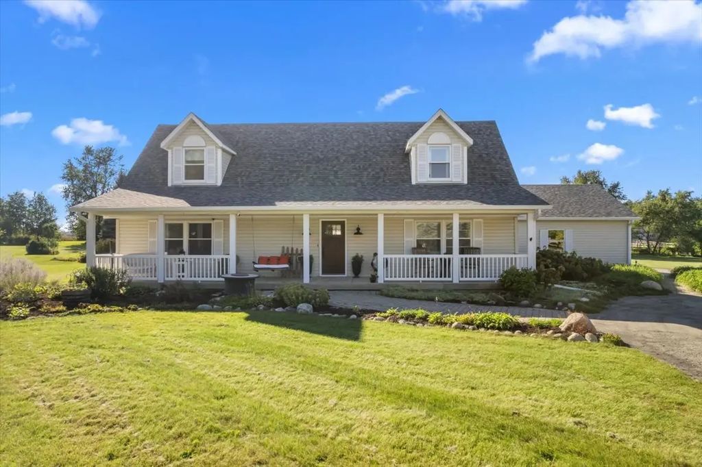 9n424 Tamara Drive, Elgin
