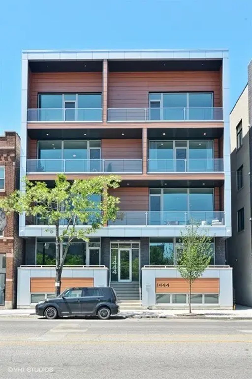 1444 N Western Avenue 3s, Chicago