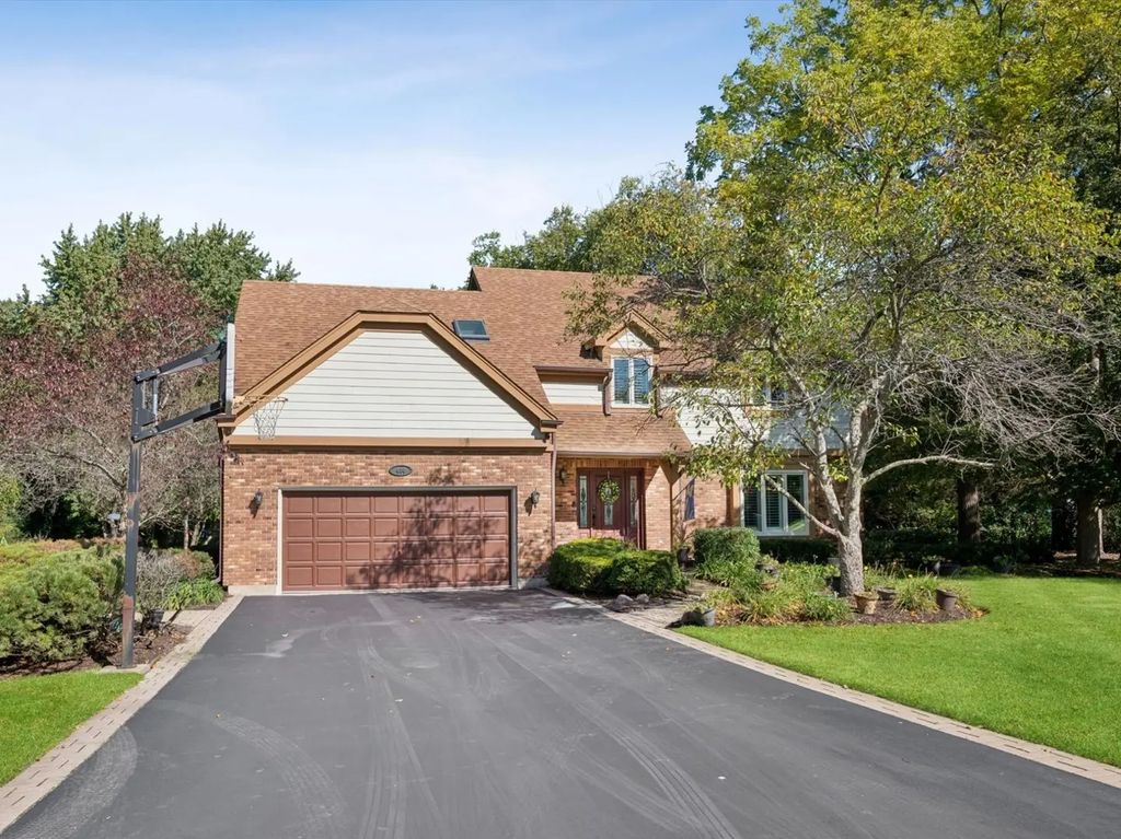 400 Bramble Lane, Deer Park