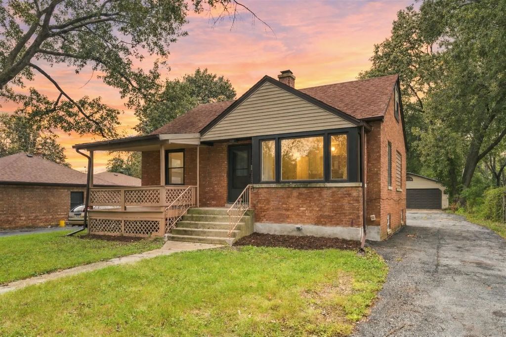 22122 Millard Avenue, Richton Park