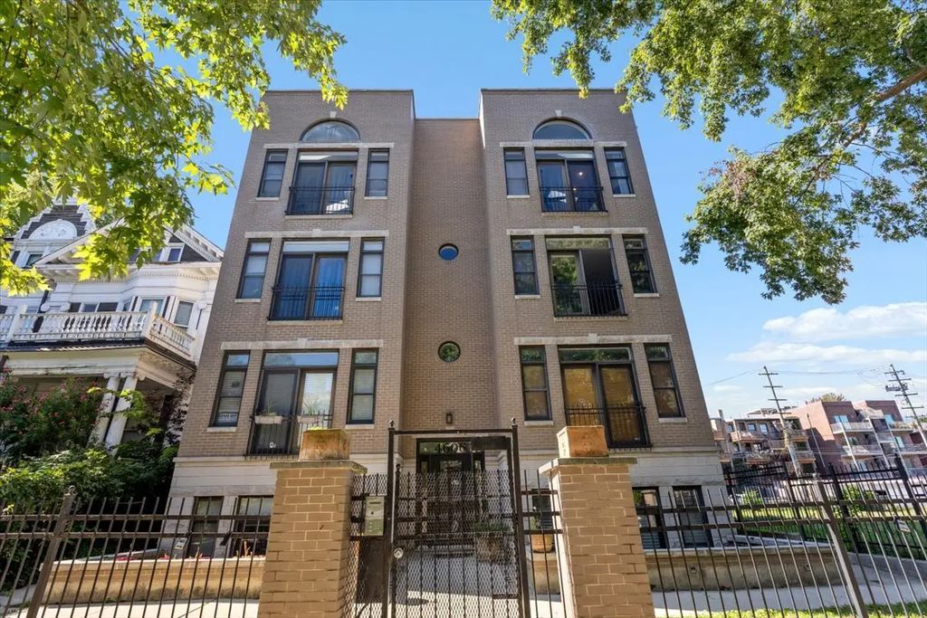 4606 N Malden Street 3n, Chicago
