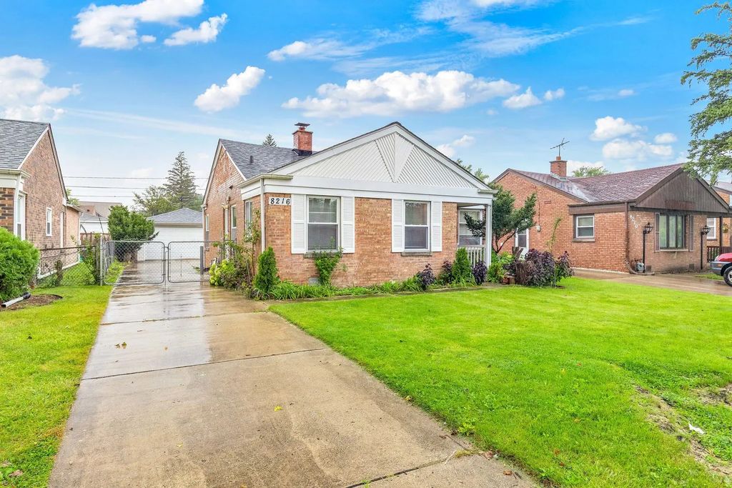 8216 N Caldwell Avenue, Niles