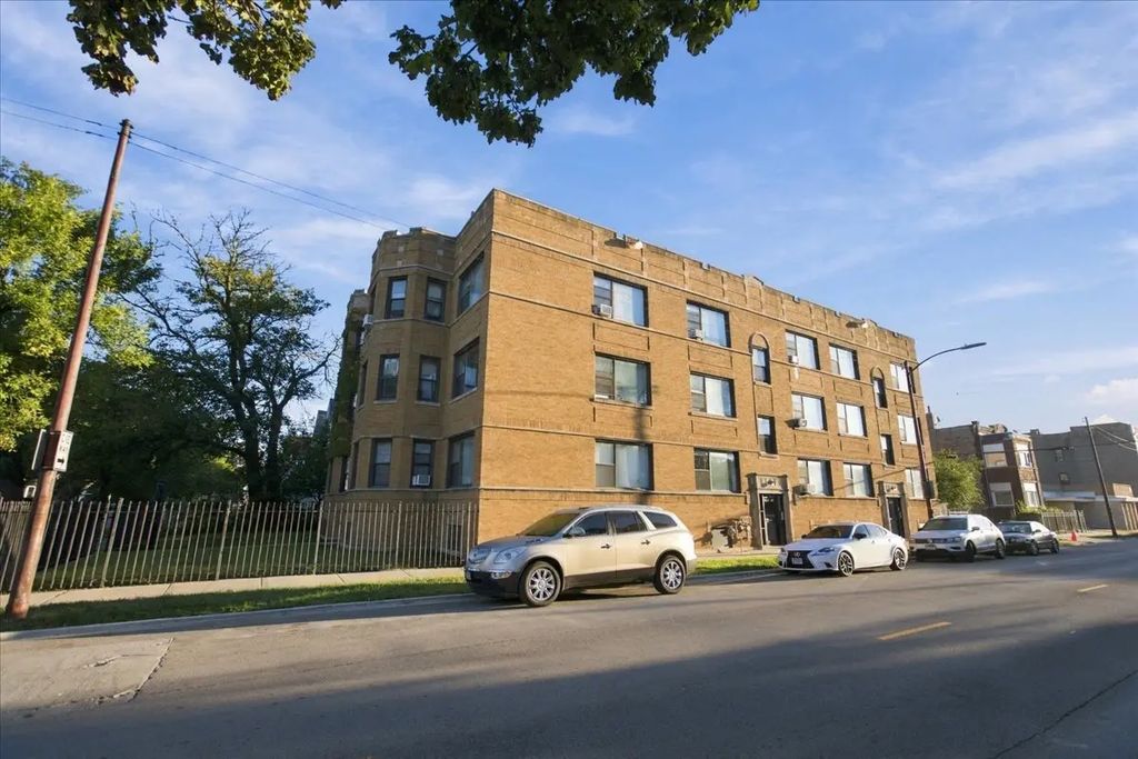 1940 E 73rd Street 1, Chicago
