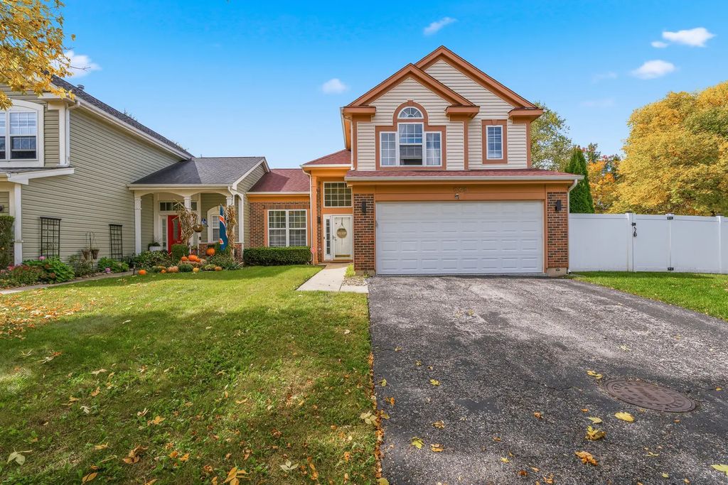 568 Cambridge Drive, Grayslake