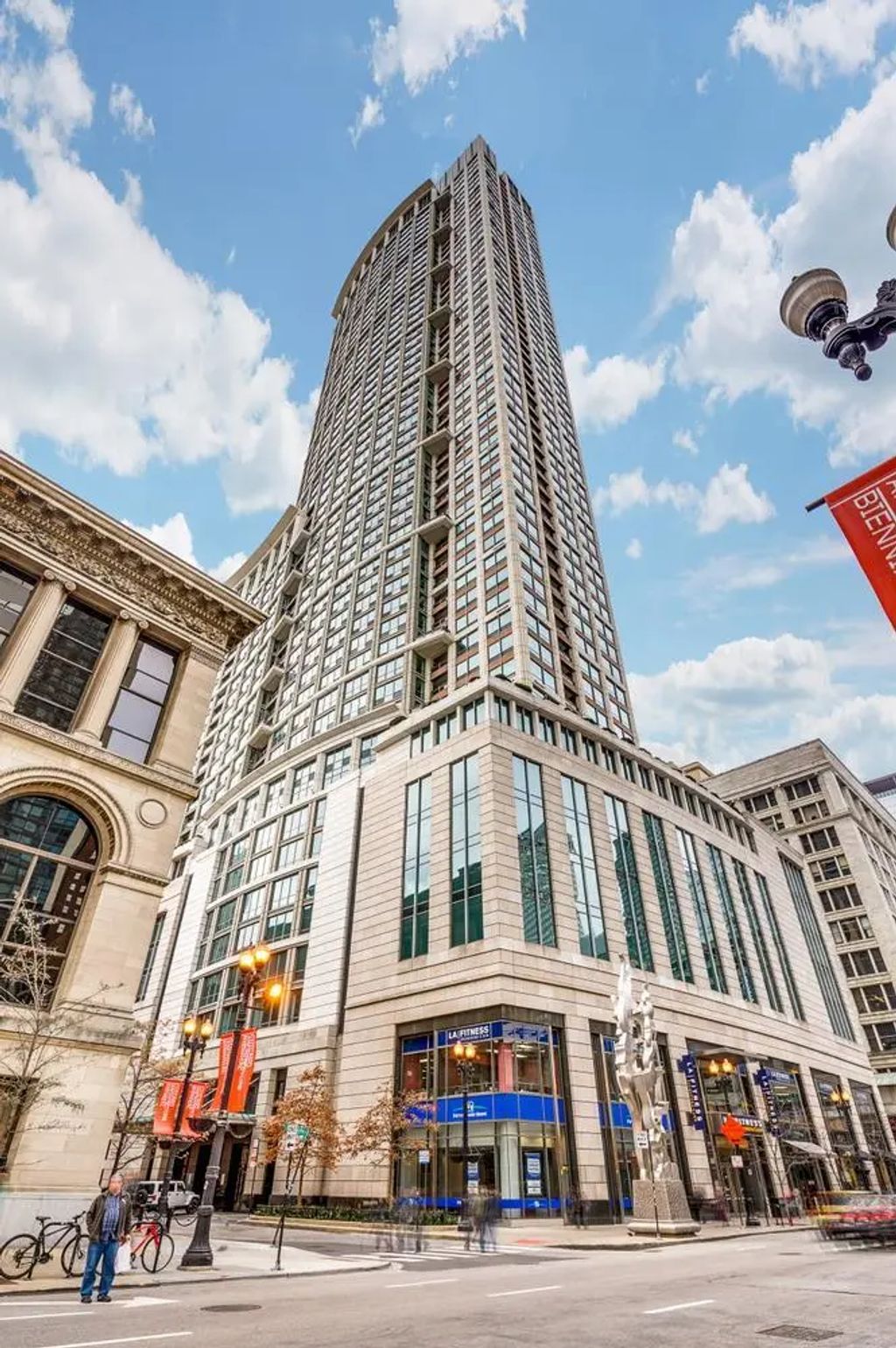 130 N Garland Court 2310, Chicago