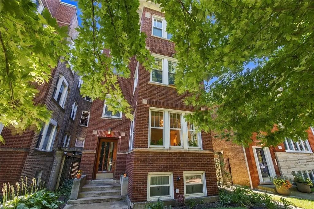 1625 W Rascher Avenue 1, Chicago