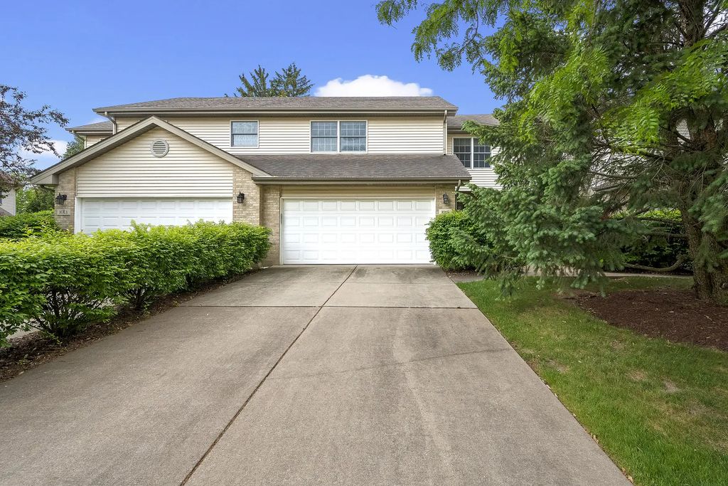 1015 Claremont Drive 1015, Downers Grove