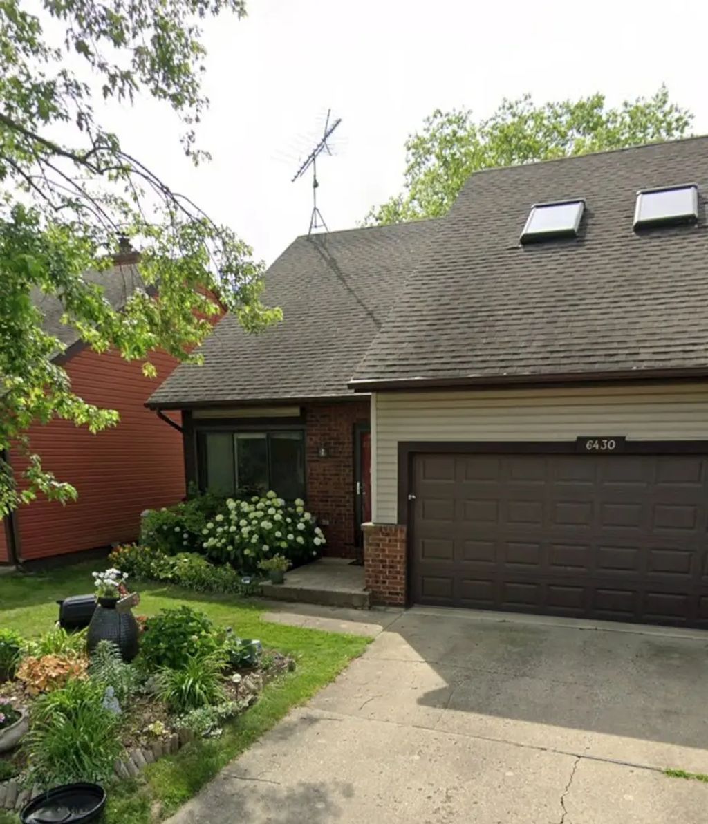 6430 Pruthmore Court, Lisle