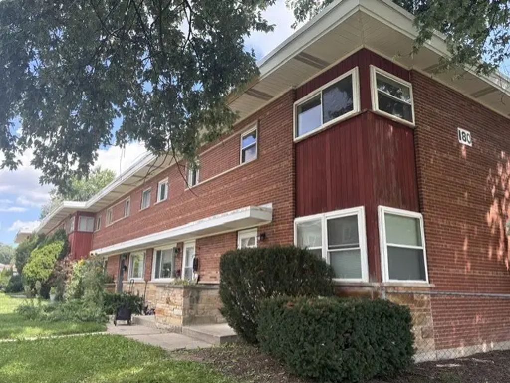 180 E Northwest Highway A, Des Plaines