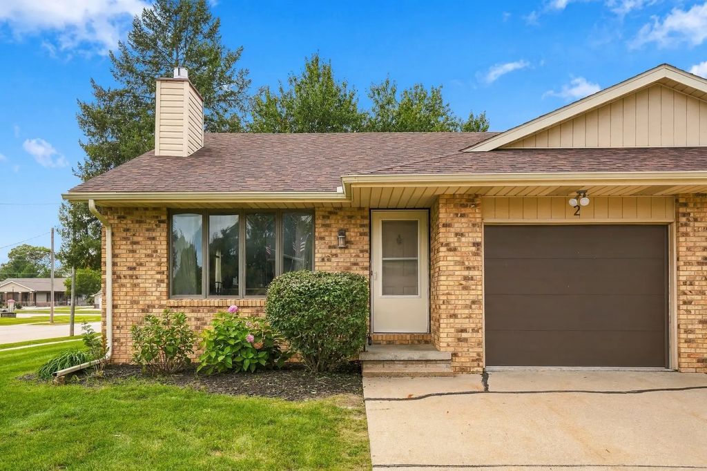 126 E Parkview Drive 002, Walcott