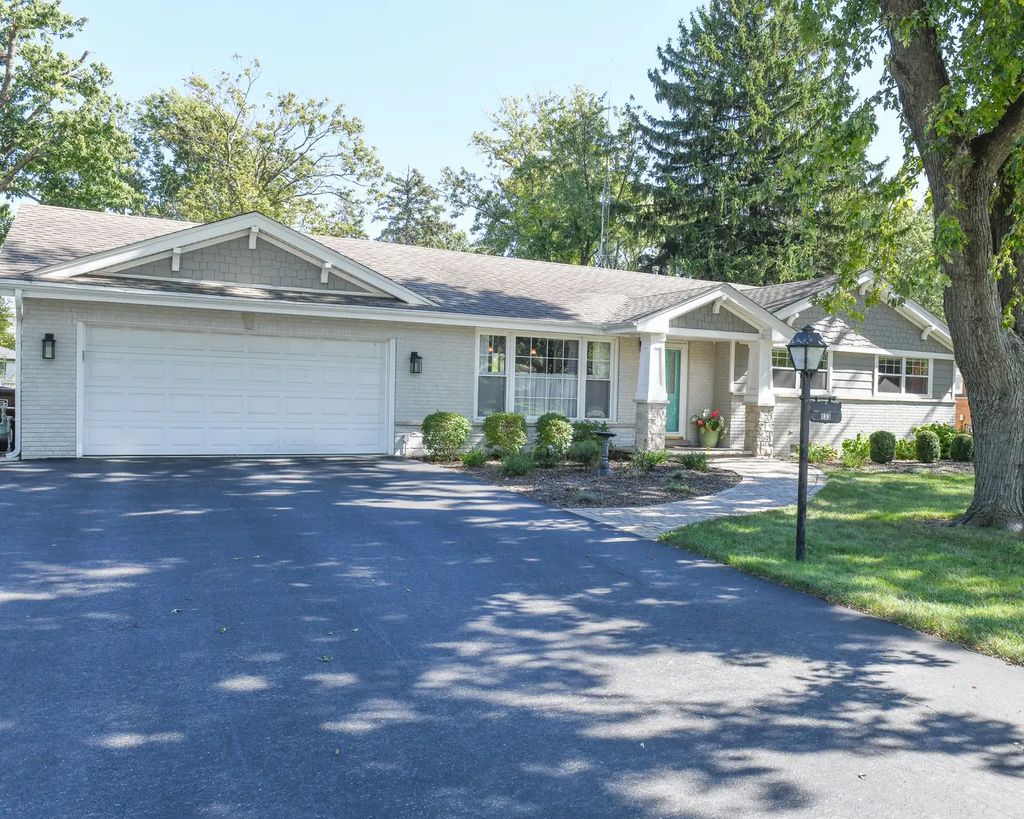 133 Linden Drive, Frankfort
