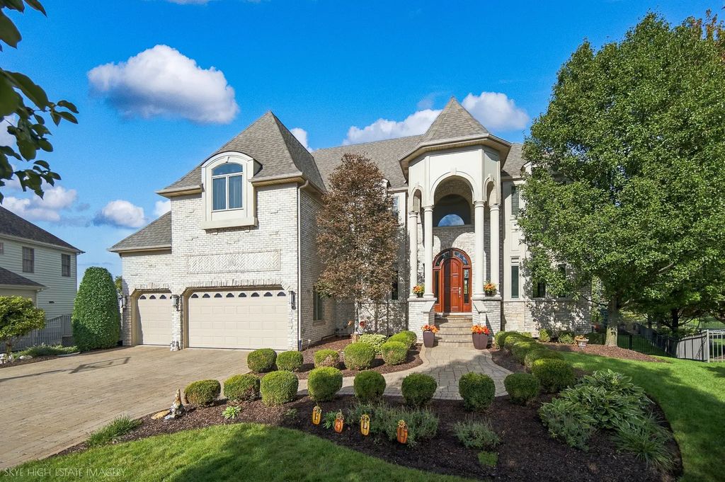 3131 Kewanee Lane, Naperville