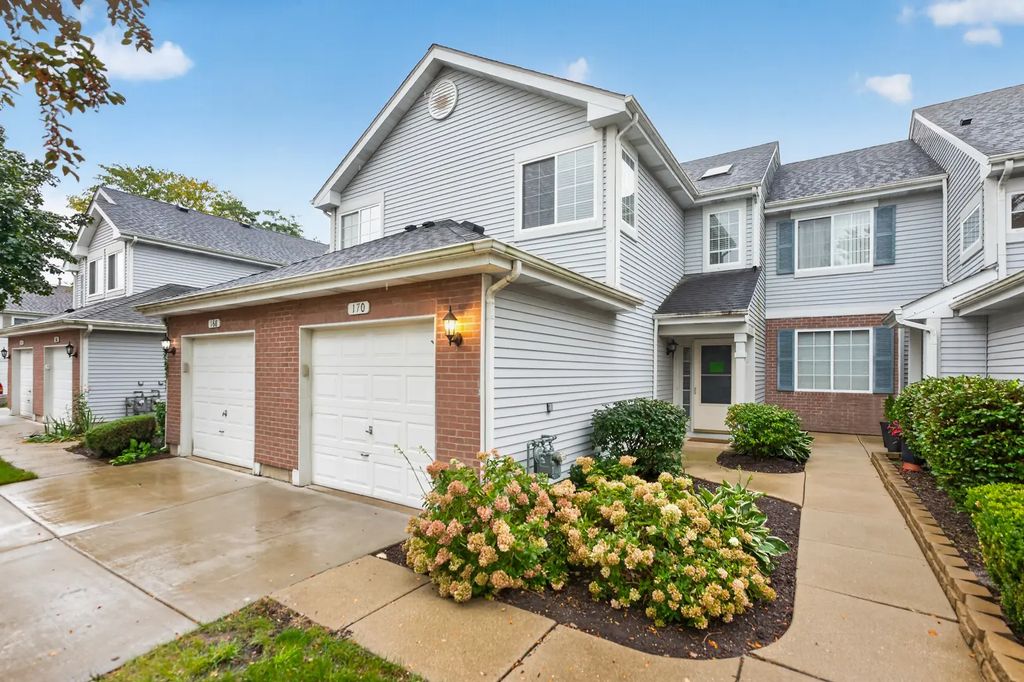 170 Sierra Pass Drive, Schaumburg