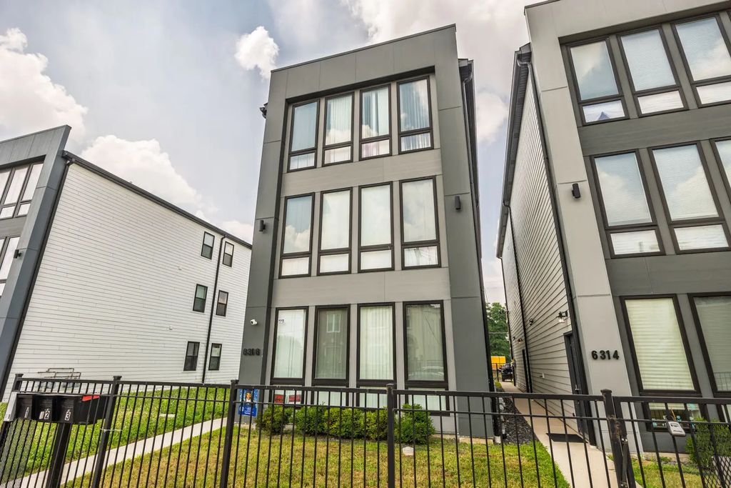 6316 S Evans Avenue, Chicago